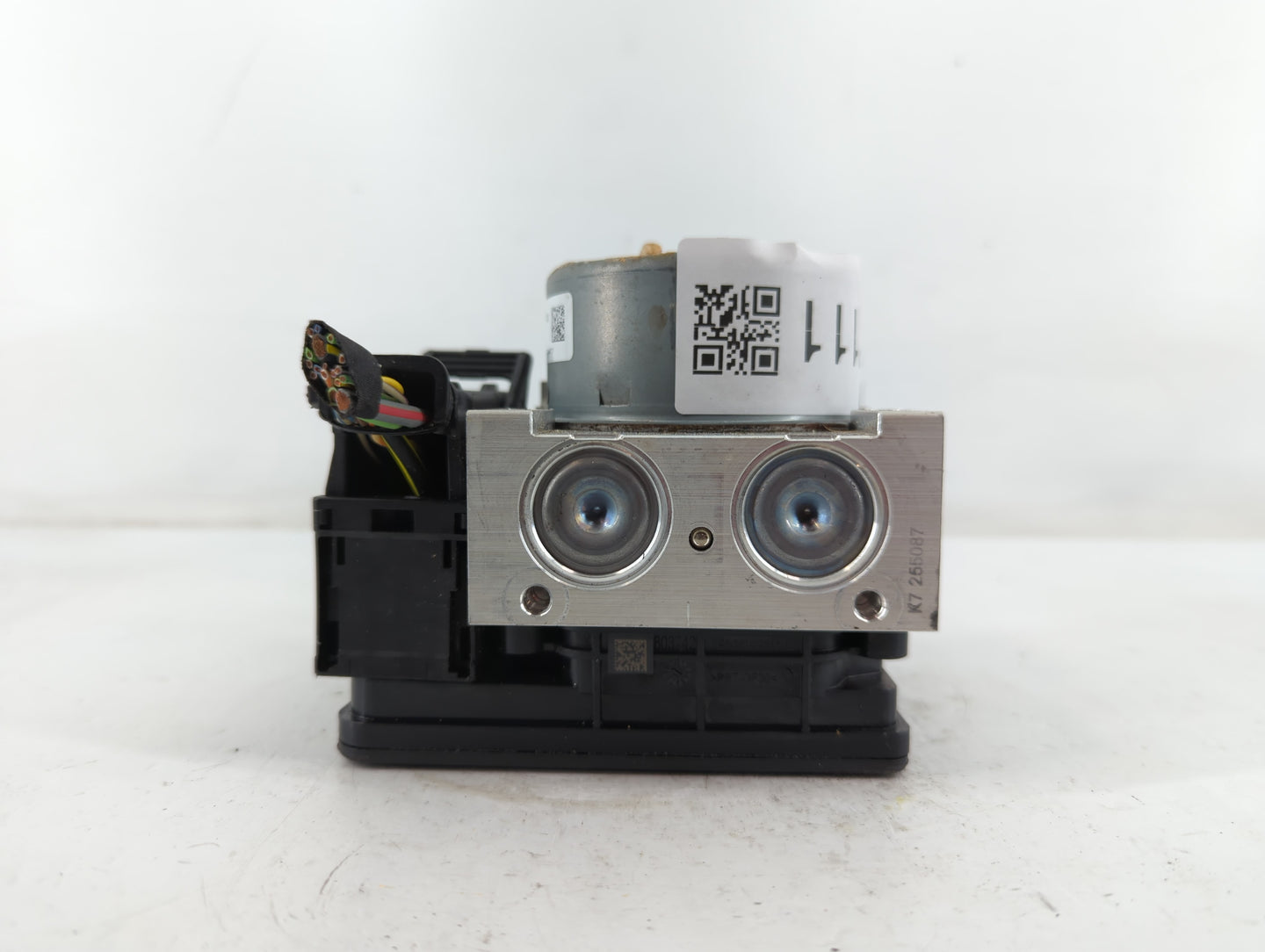 2018 Ford Mustang ABS Pump Control Module Replacement P/N:JR3C-2B373-AB Fits OEM Used Auto Parts - Oemusedautoparts1.com