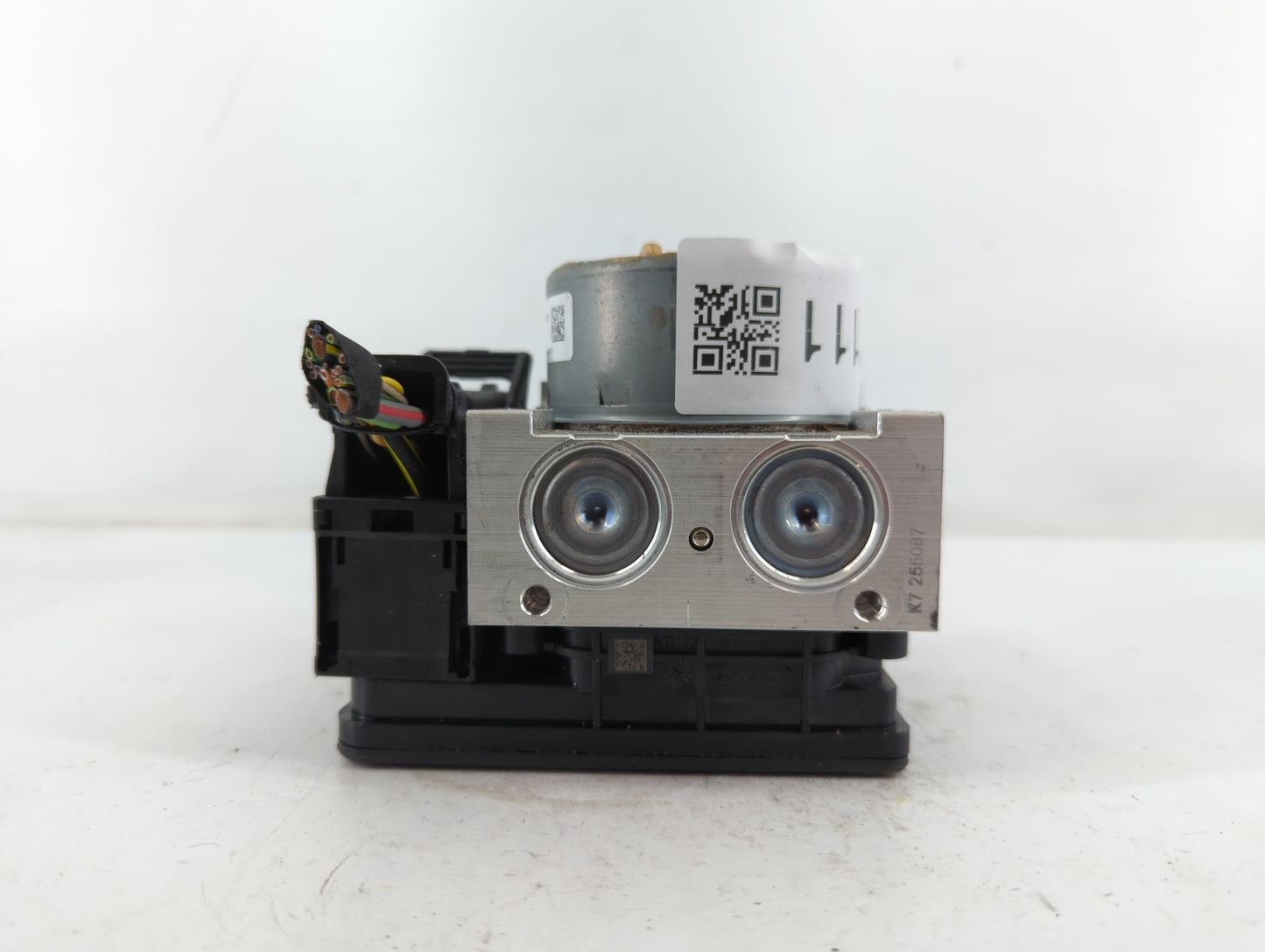 2018 Ford Mustang ABS Pump Control Module Replacement P/N:JR3C-2B373-AB Fits OEM Used Auto Parts - Oemusedautoparts1.com