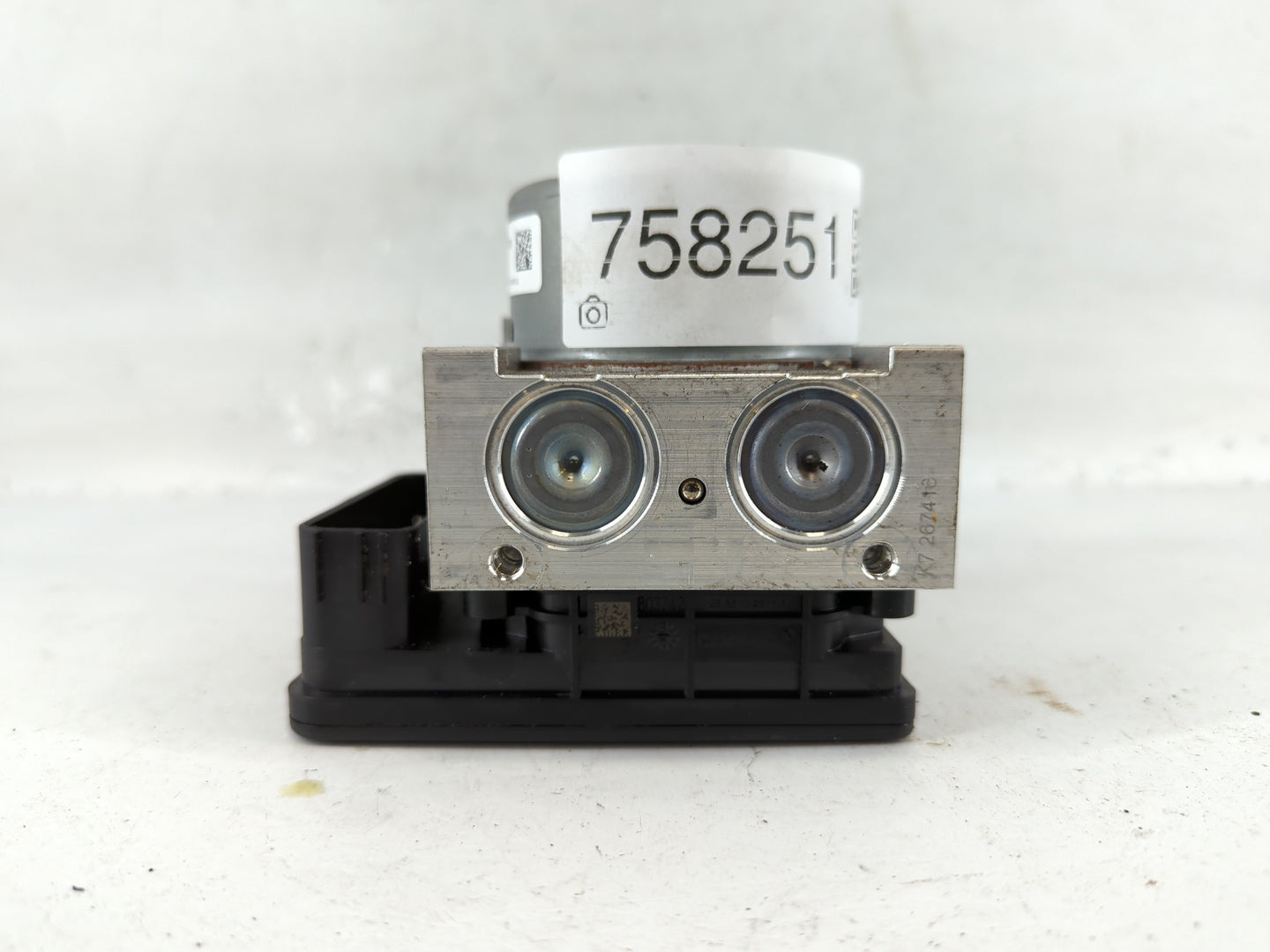 2018 Ford Mustang ABS Pump Control Module Replacement P/N:JR3C-2B373-AB Fits OEM Used Auto Parts - Oemusedautoparts1.com