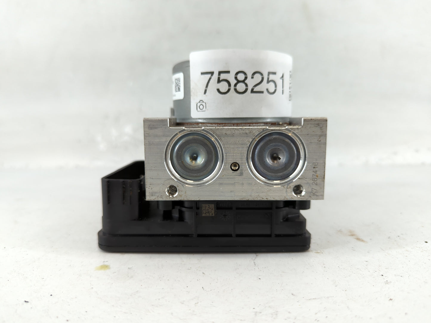 2018 Ford Mustang ABS Pump Control Module Replacement P/N:JR3C-2B373-AB Fits OEM Used Auto Parts - Oemusedautoparts1.com