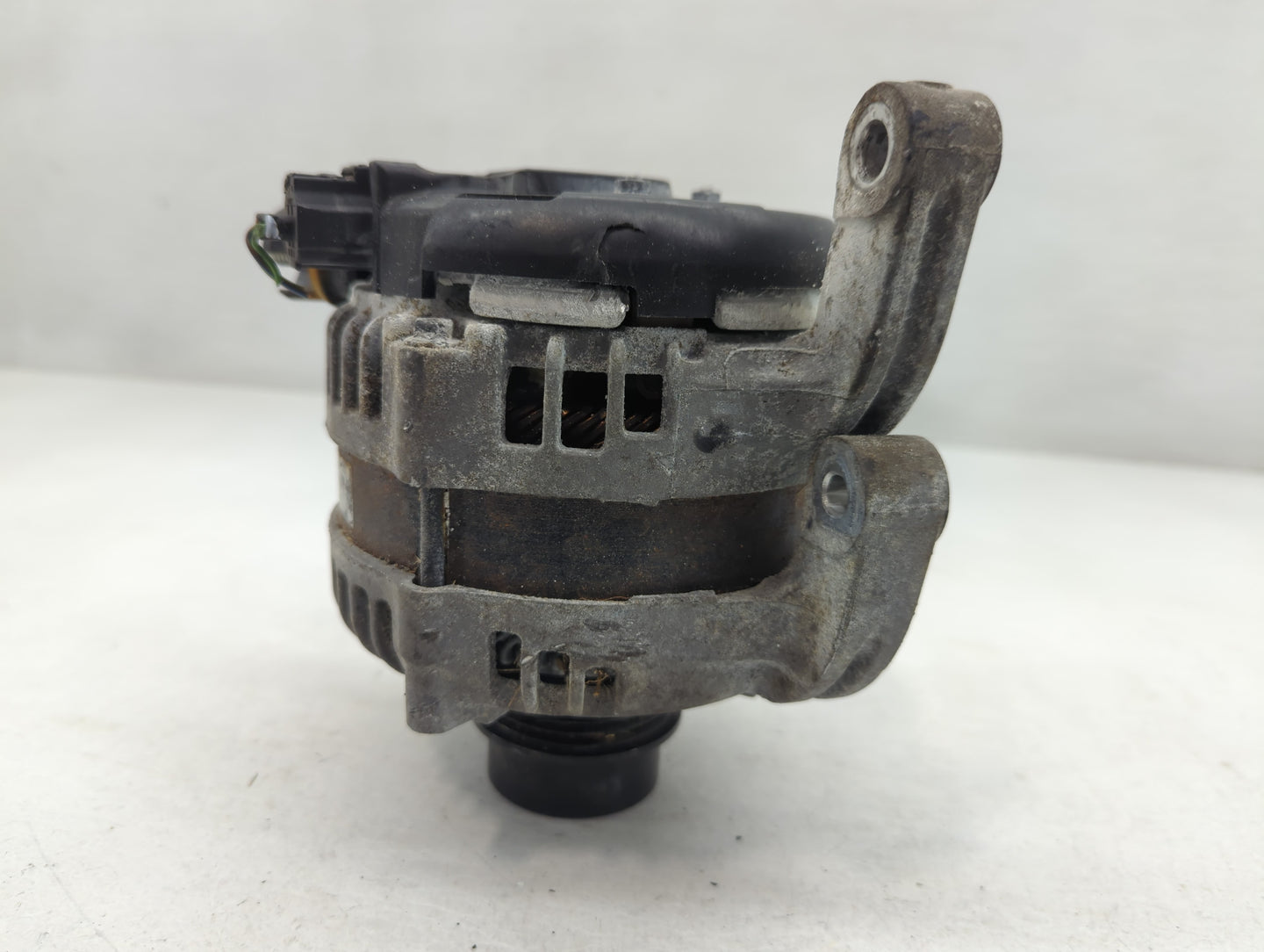 2016-2022 Ford Mustang Alternator Replacement Generator Charging Assembly Engine OEM P/N:104211-0751 Fits OEM Used Auto Part
