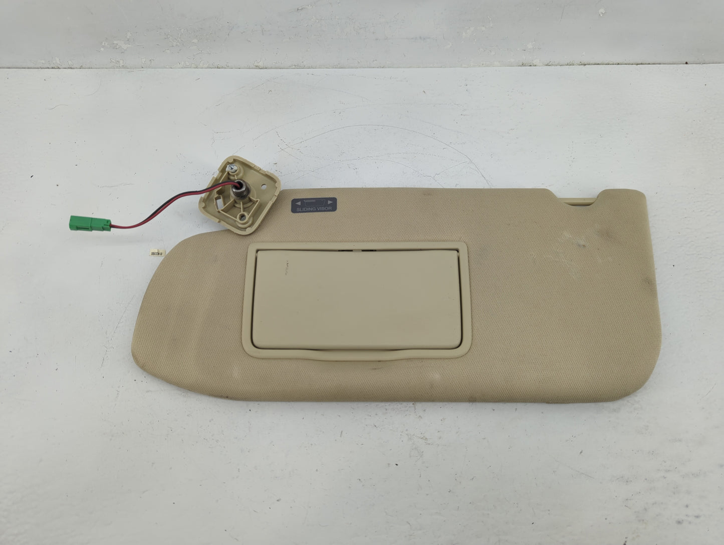 2013-2019 Ford Taurus Sun Visor Shade Replacement Driver Left Mirror Fits Fits 2013 2014 2015 2016 2017 2018 2019 OEM Used A