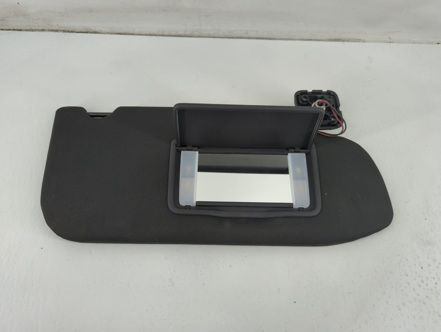 2013-2019 Ford Taurus Sun Visor Shade Replacement Passenger Right Mirror Fits OEM Used Auto Parts - Oemusedautoparts1.com