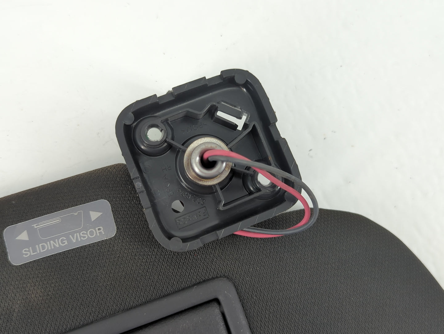 2013-2019 Ford Taurus Sun Visor Shade Replacement Passenger Right Mirror Fits OEM Used Auto Parts - Oemusedautoparts1.com