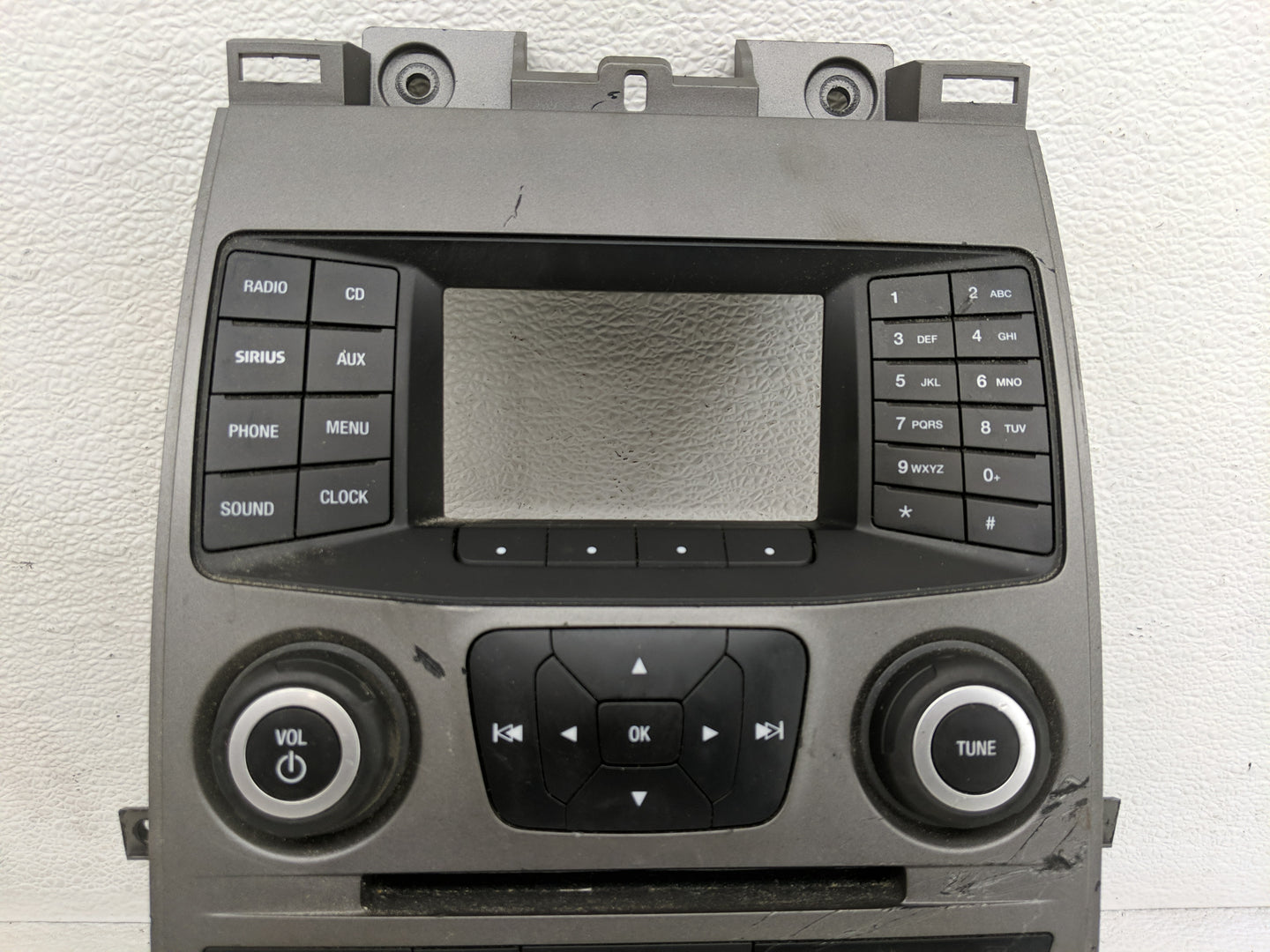 2014-2019 Ford Taurus Radio Control Panel - Oemusedautoparts1.com