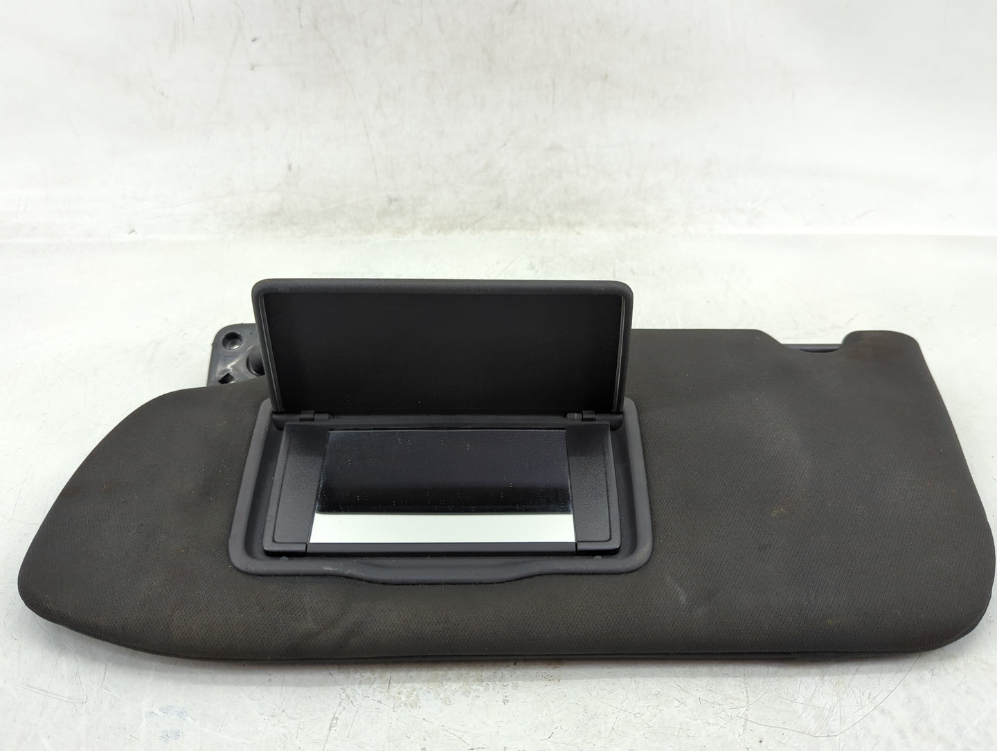2013-2019 Ford Taurus Sun Visor Shade Replacement Driver Left Mirror Fits Fits 2013 2014 2015 2016 2017 2018 2019 OEM Used A