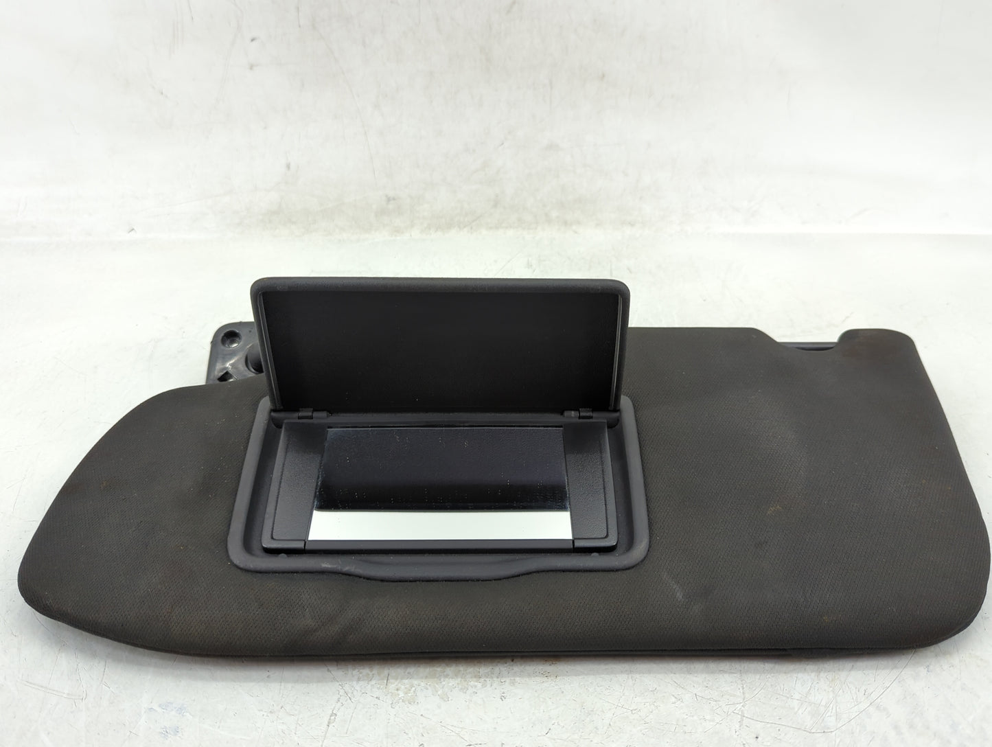 2013-2019 Ford Taurus Sun Visor Shade Replacement Driver Left Mirror Fits Fits 2013 2014 2015 2016 2017 2018 2019 OEM Used A