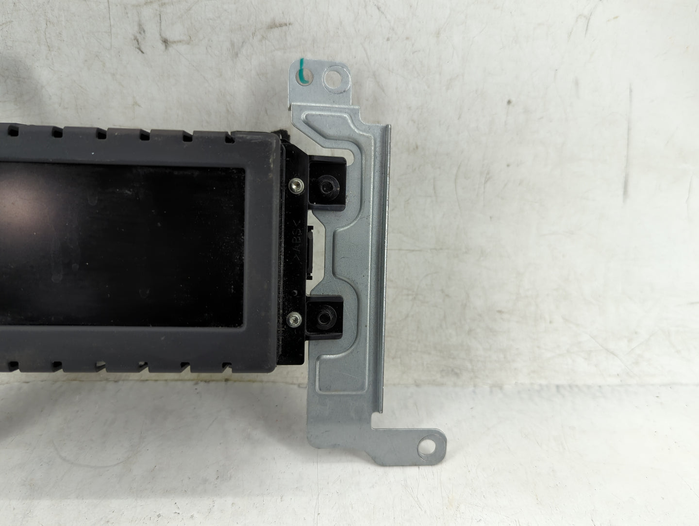 2018 Ford Taurus Information Display Screen - Oemusedautoparts1.com