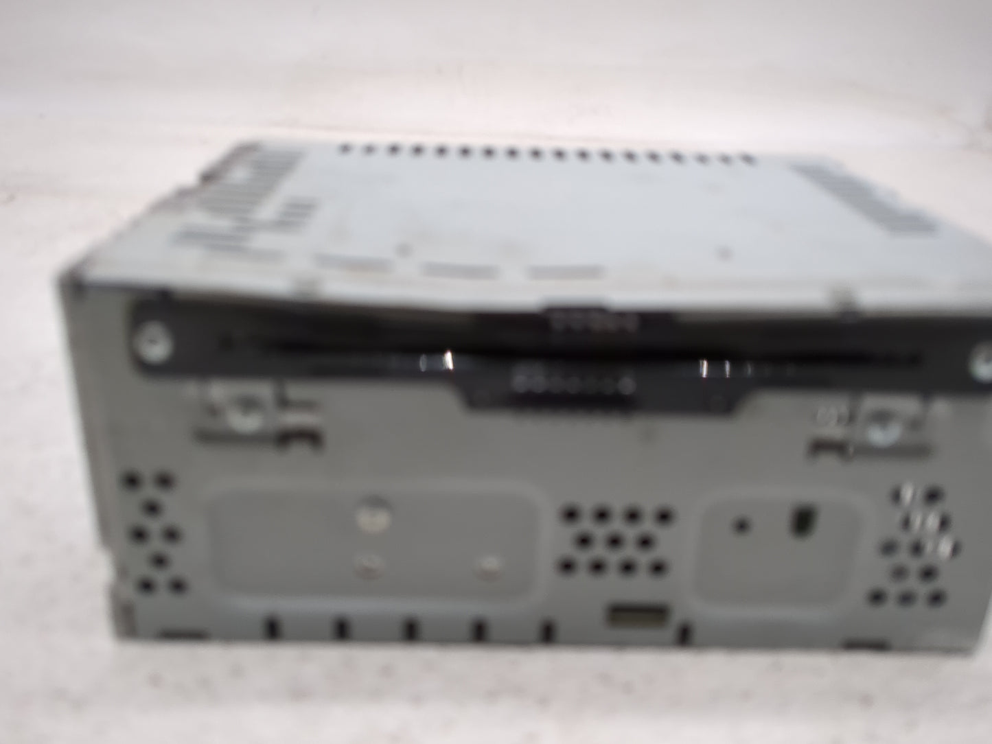 2014-2019 Ford Taurus Radio AM FM Cd Player Receiver Replacement P/N:DG1T-19C107-LE Fits Fits 2014 2015 2016 2017 2018 2019 