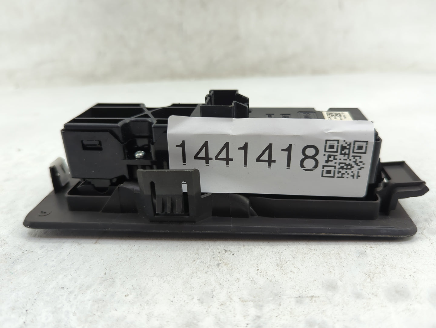 2013-2019 Ford Taurus Master Power Window Switch Replacement Driver Side Left P/N:BB5T-14540-BGW DG13-14B133-BF3JA6 Fits OEM