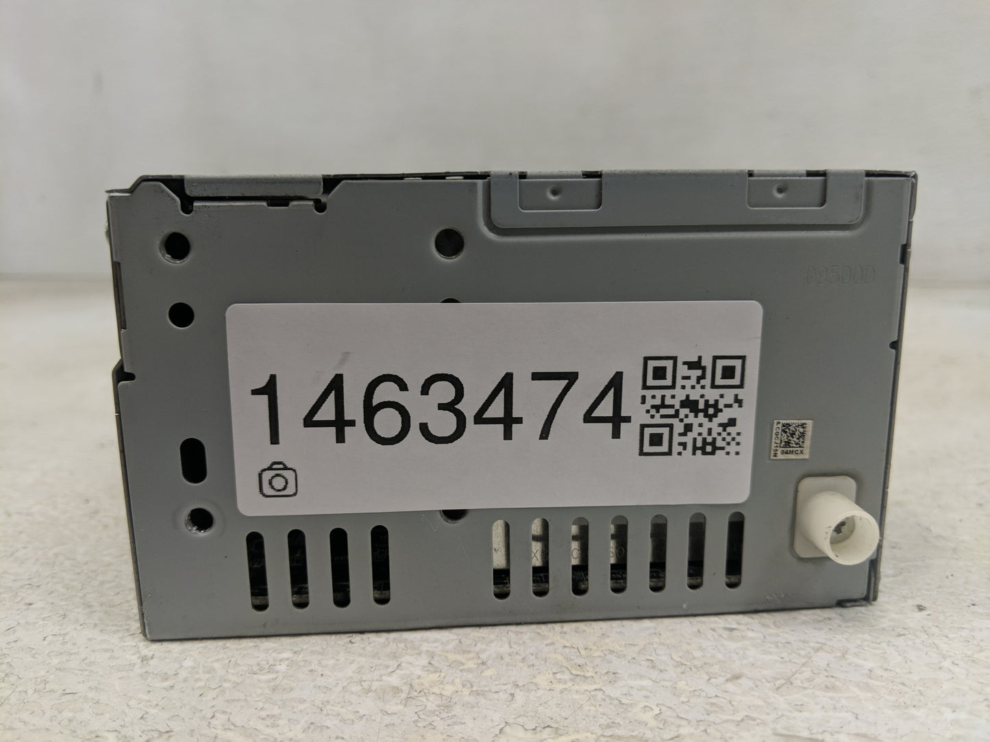2017-2019 Ford Taurus Radio AM FM Cd Player Receiver Replacement Fits Fits 2017 2018 2019 OEM Used Auto Parts - Oemusedautop