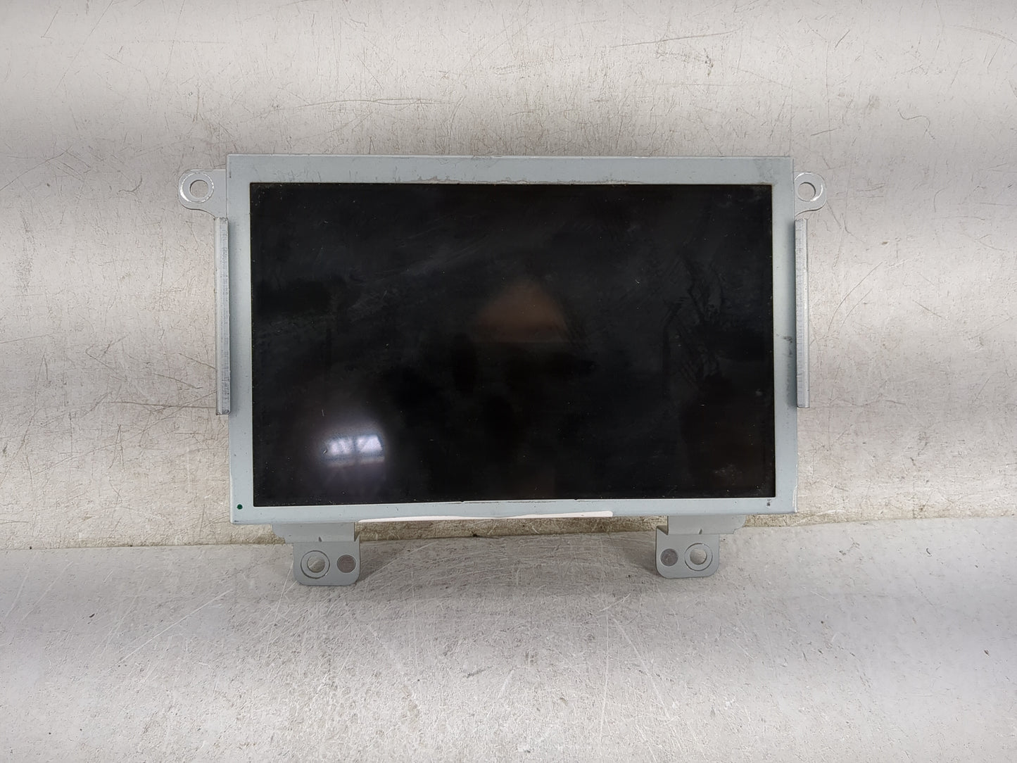 2013-2016 Ford Taurus Radio Display Info Screen Oem 1469566 - Oemusedautoparts1.com