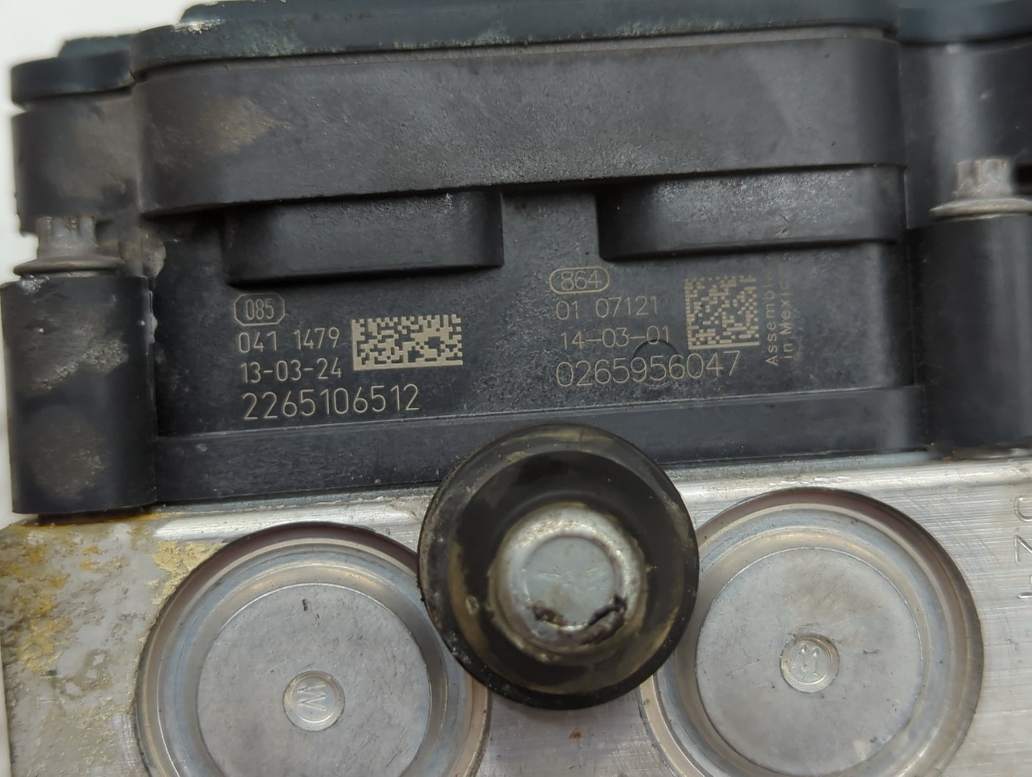 2014-2018 Ford Taurus ABS Pump Control Module Replacement P/N:DG13-2C405-BA Fits Fits 2014 2015 2016 2017 2018 OEM Used Auto