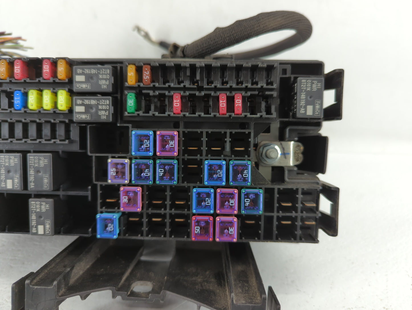 2017-2019 Ford Taurus Fusebox Fuse Box Panel Relay Module P/N:DG1T-14A003-BA Fits Fits 2017 2018 2019 OEM Used Auto Parts - 