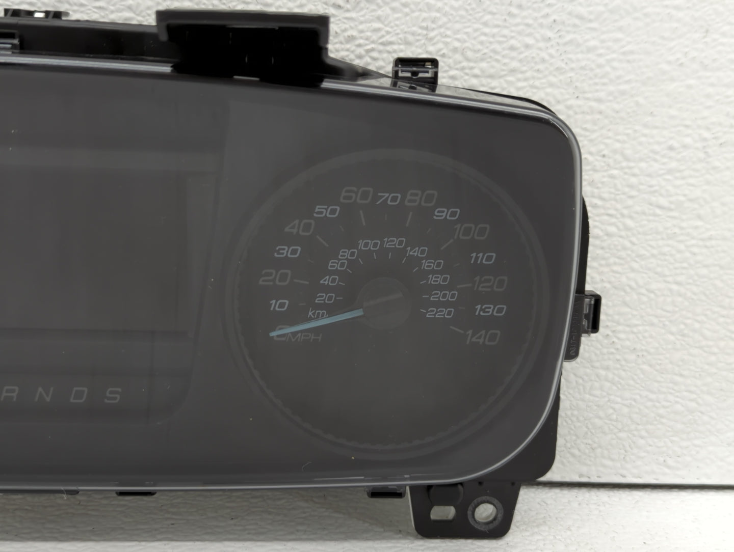 2017-2019 Ford Taurus Instrument Cluster Speedometer Gauges P/N:HG1T-10849-CA Fits Fits 2017 2018 2019 OEM Used Auto Parts -