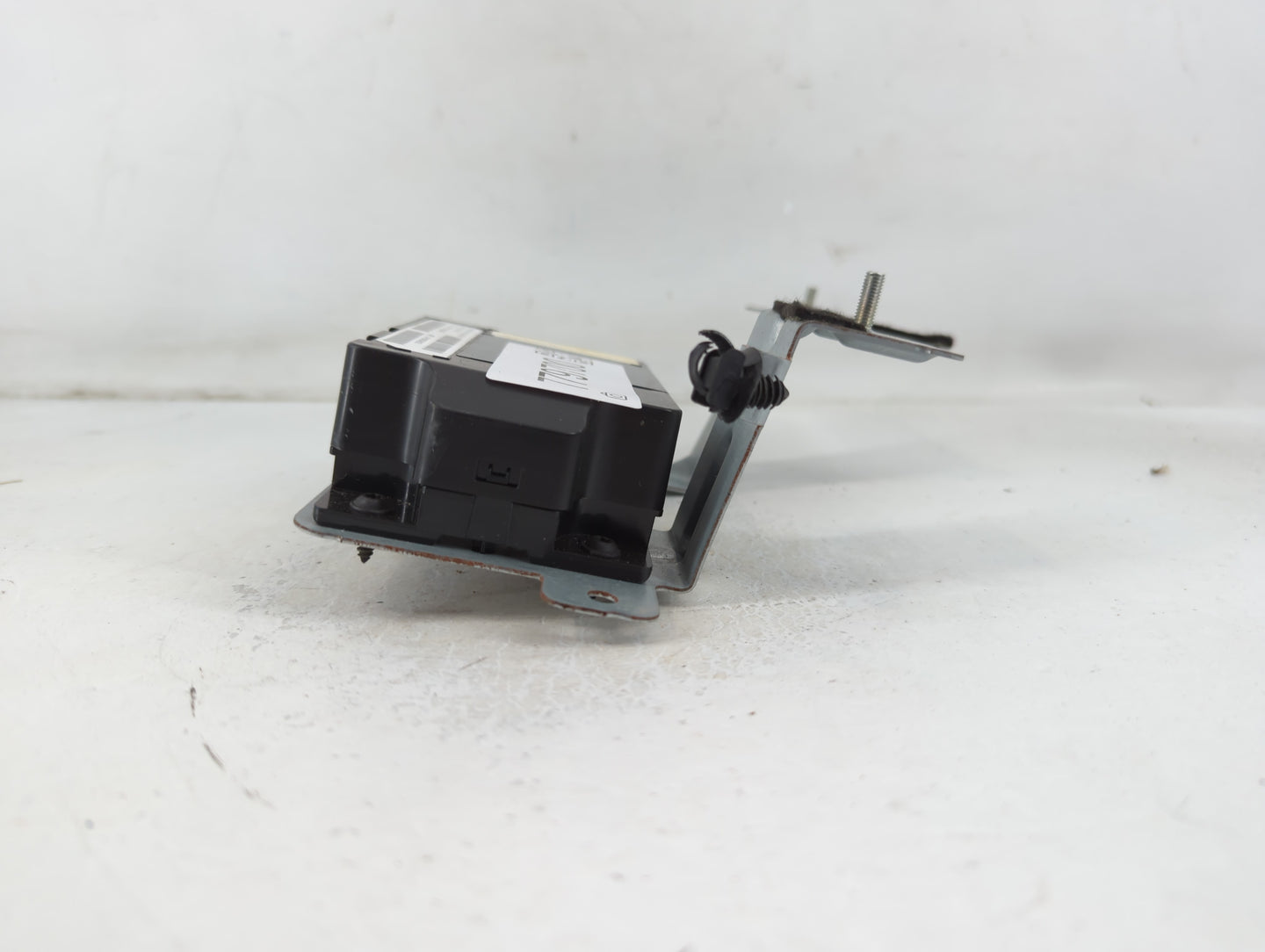 2016-2019 Ford Taurus Chassis Control Module Ccm Bcm Body Control - Oemusedautoparts1.com