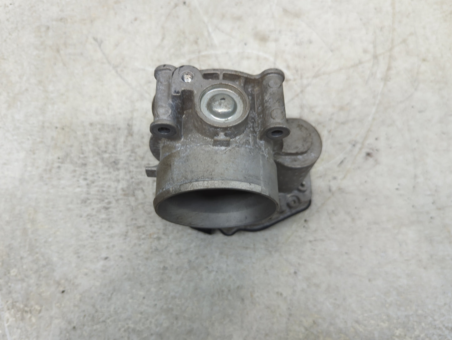 2013-2019 Ford Taurus Throttle Body Fits Fits 2011 2012 2013 2014 2015 2016 2017 2018 2019 OEM Used Auto Parts - Oemusedauto