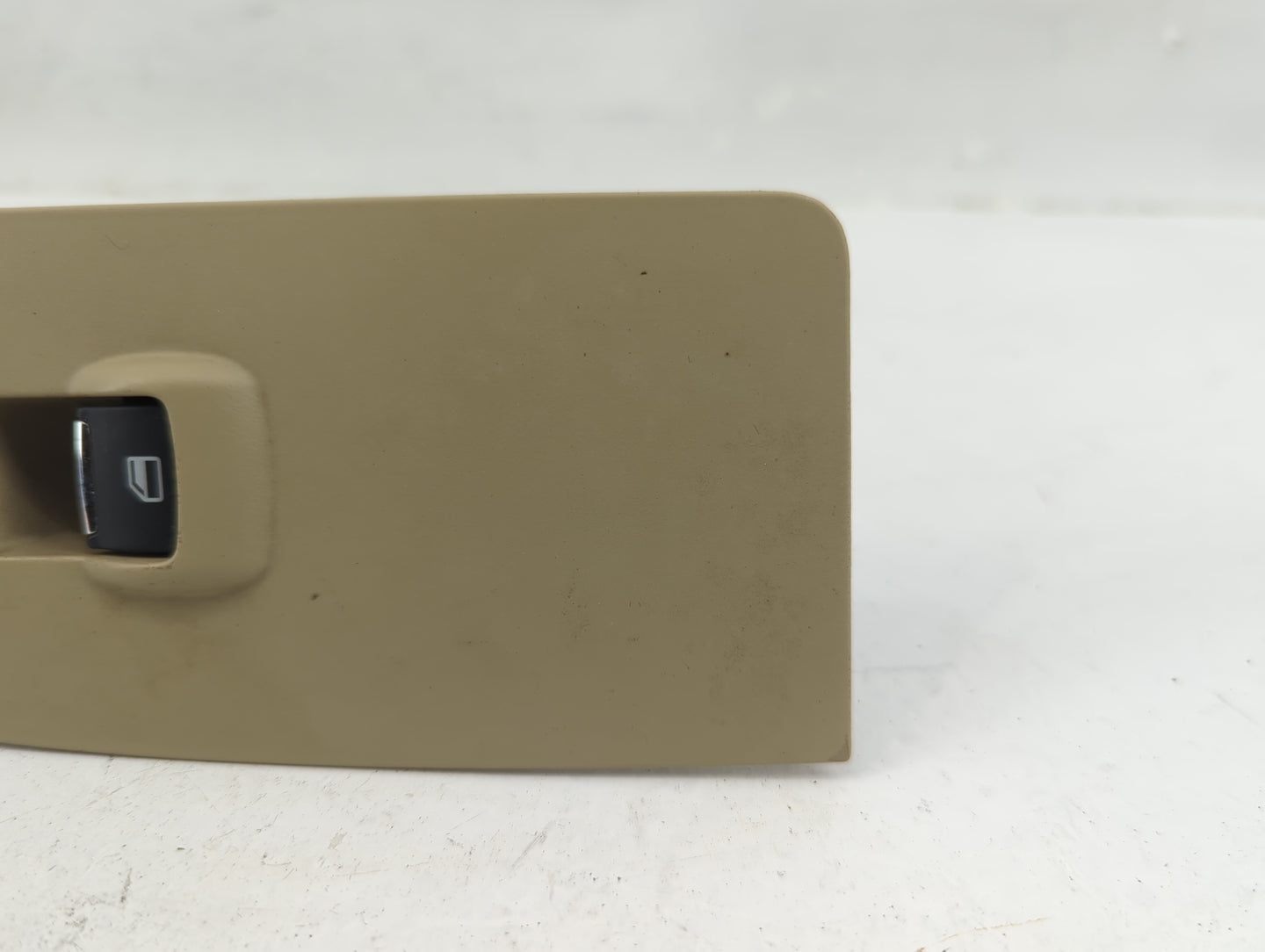 2018 Ford Taurus Master Power Window Switch Replacement Driver Side Left P/N:DG13-14B132-A Fits OEM Used Auto Parts - Oemuse