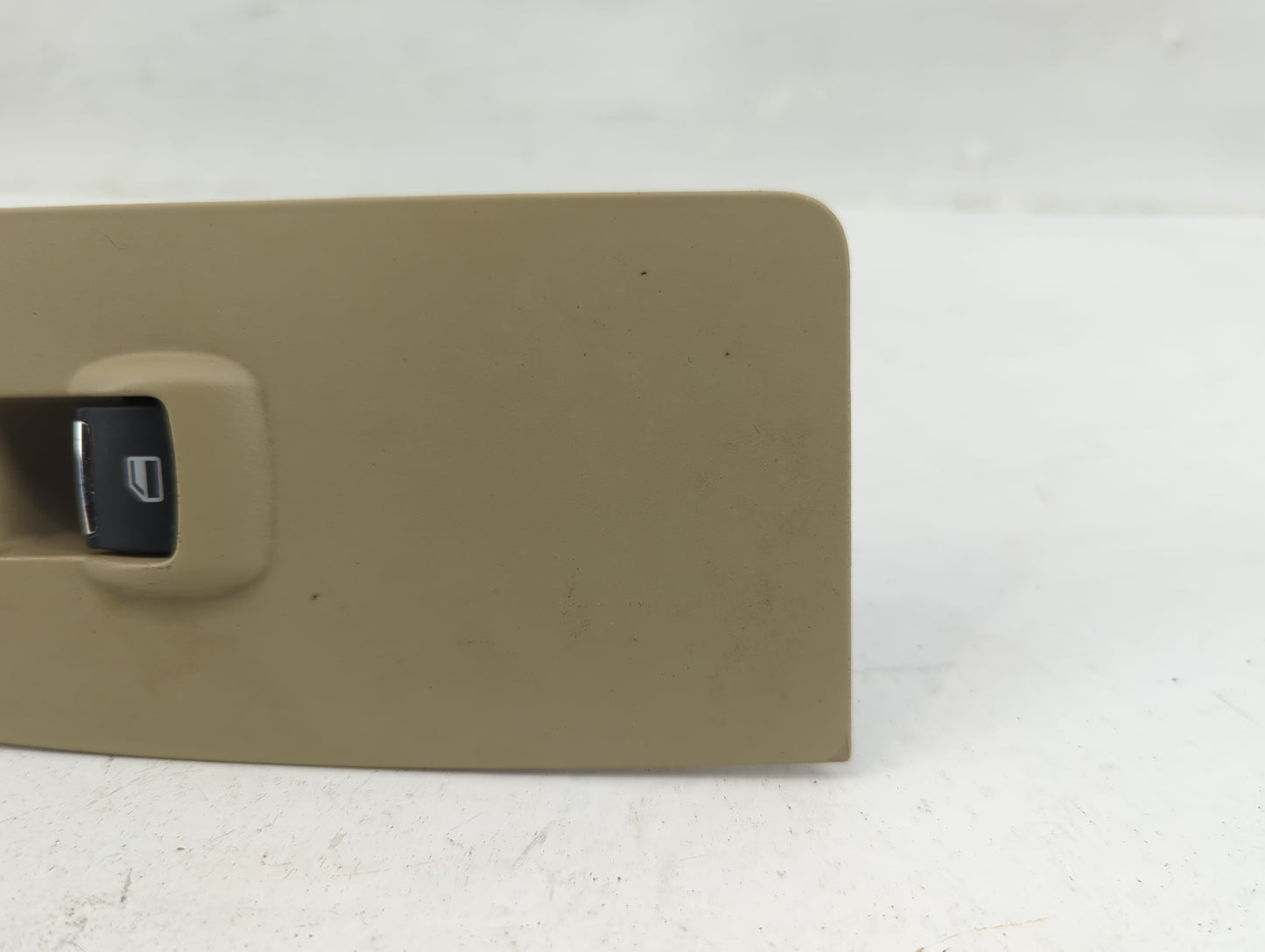 2018 Ford Taurus Master Power Window Switch Replacement Driver Side Left P/N:DG13-14B132-A Fits OEM Used Auto Parts - Oemuse