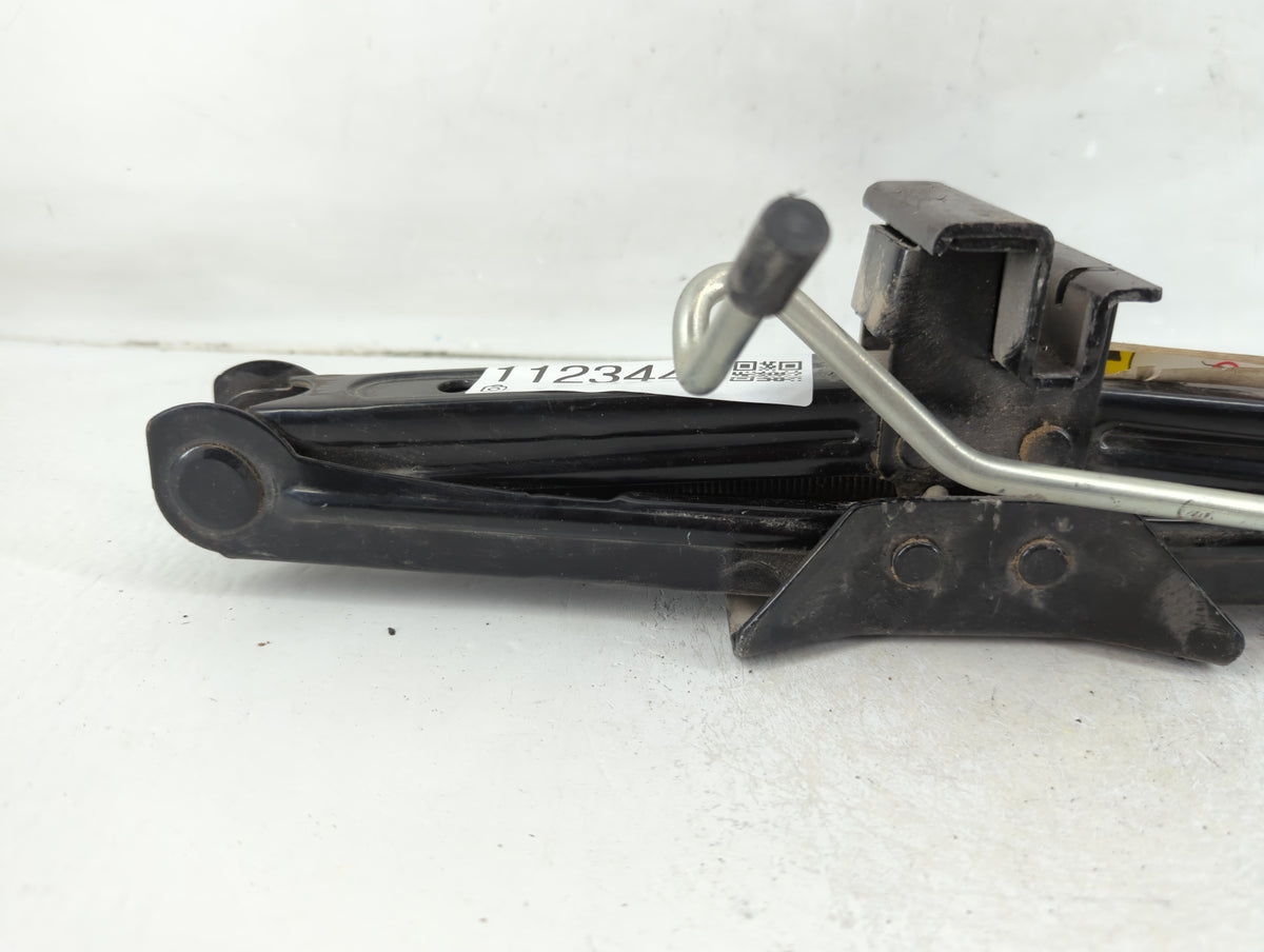 2018 Ford Transit Spare Scissor Car Jack 1123449 - Oemusedautoparts1.com