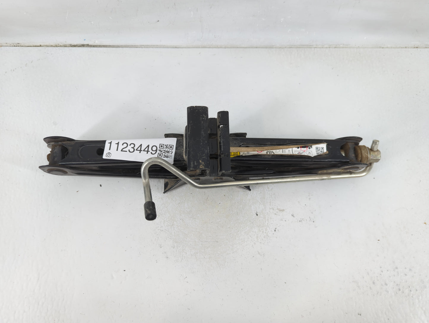 2018 Ford Transit Spare Scissor Car Jack 1123449 - Oemusedautoparts1.com