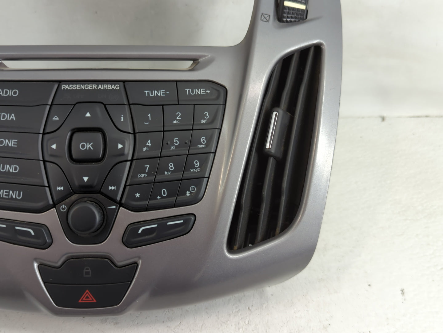 2018-2019 Ford Transit-150 Radio Control Panel - Oemusedautoparts1.com
