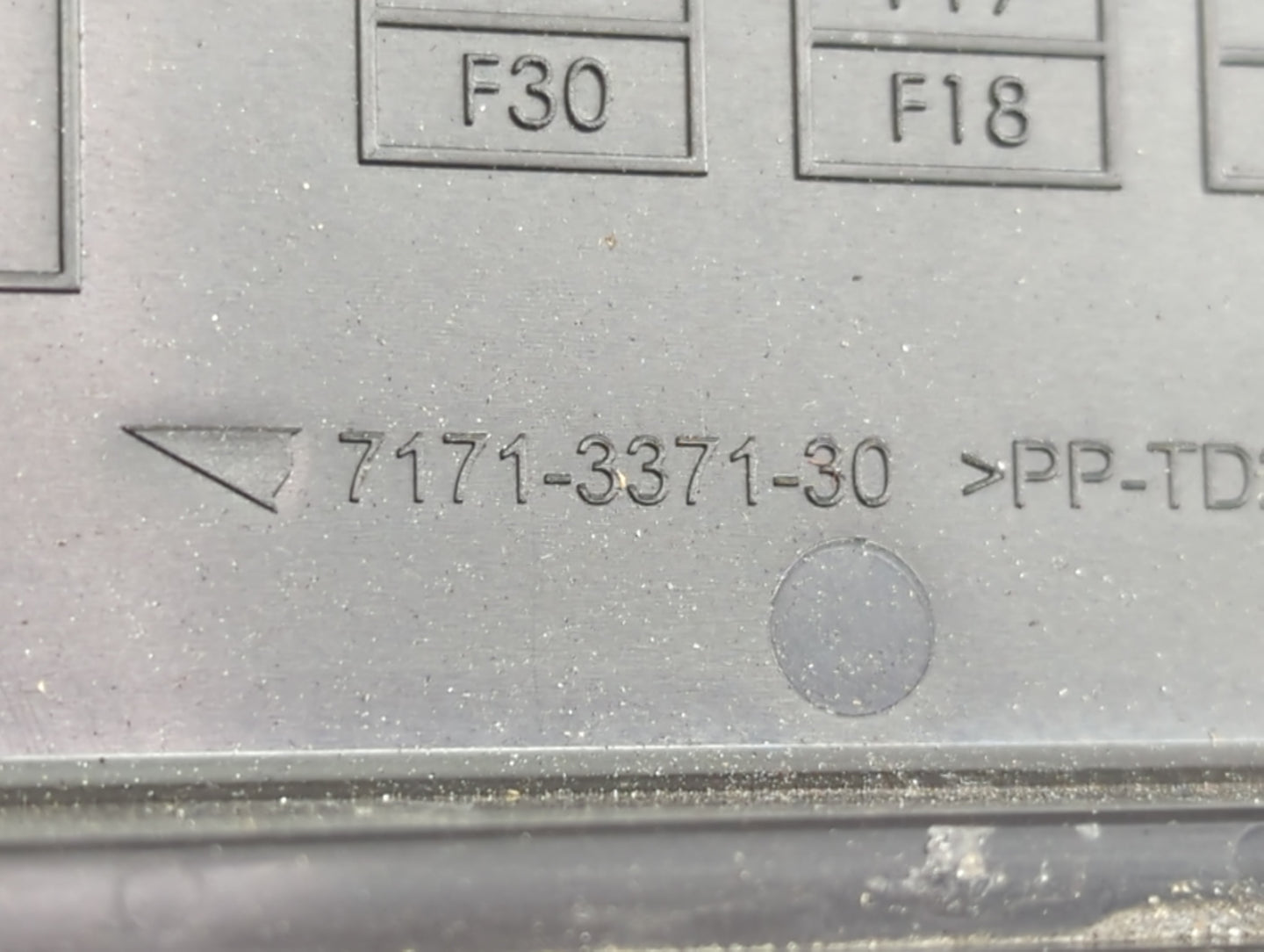 2017-2019 Ford Transit-150 Fusebox Fuse Box Panel Relay Module P/N:7171-3371-30 Fits Fits 2017 2018 2019 OEM Used Auto Parts