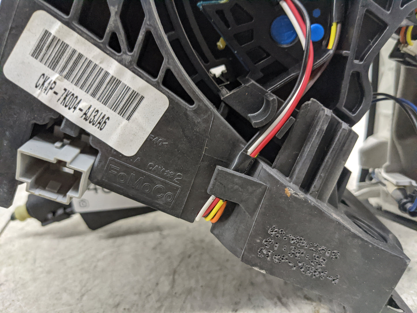 2018 Ford Transit-150 Floor Console Assembly Shifter - Oemusedautoparts1.com