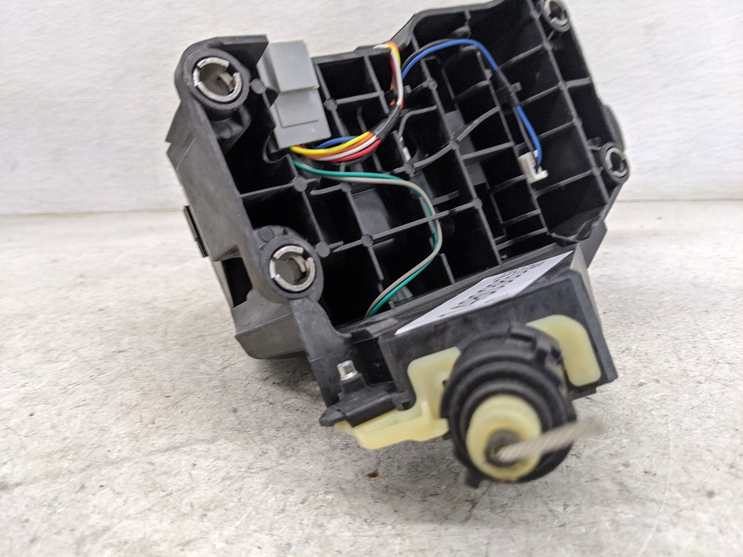 2018 Ford Transit-150 Floor Console Assembly Shifter - Oemusedautoparts1.com