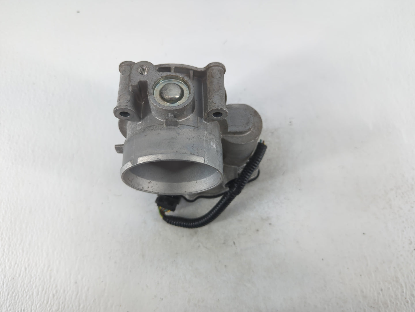 2015-2019 Ford Transit-150 Throttle Body P/N:AT4E-9F991-EL 181424003503 Fits Fits 2011 2012 2013 2014 2015 2016 2017 2018 20