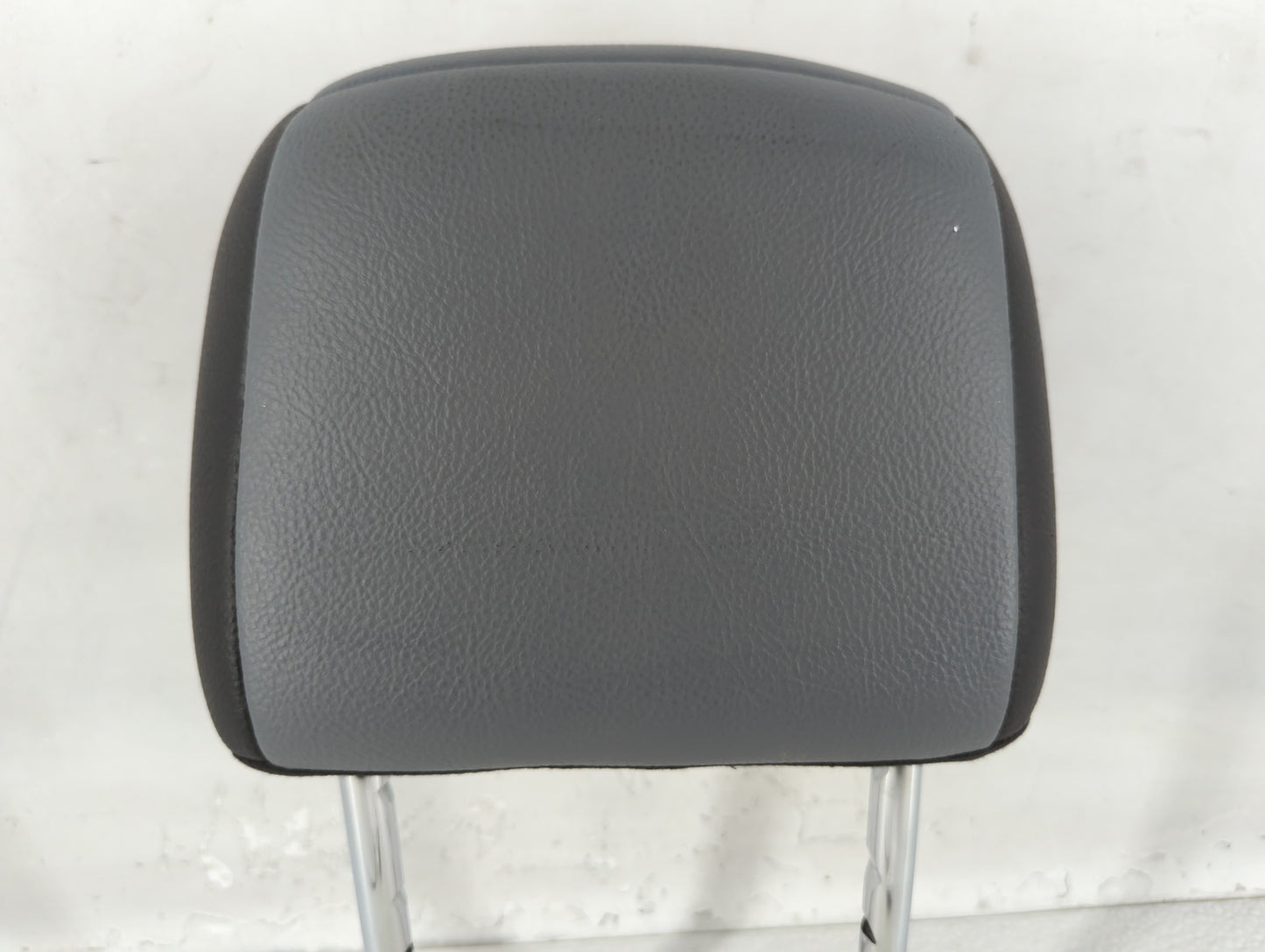 Ford Transit-150 Headrest Head Rest Front Driver Passenger Seat Grey - Oemusedautoparts1.com