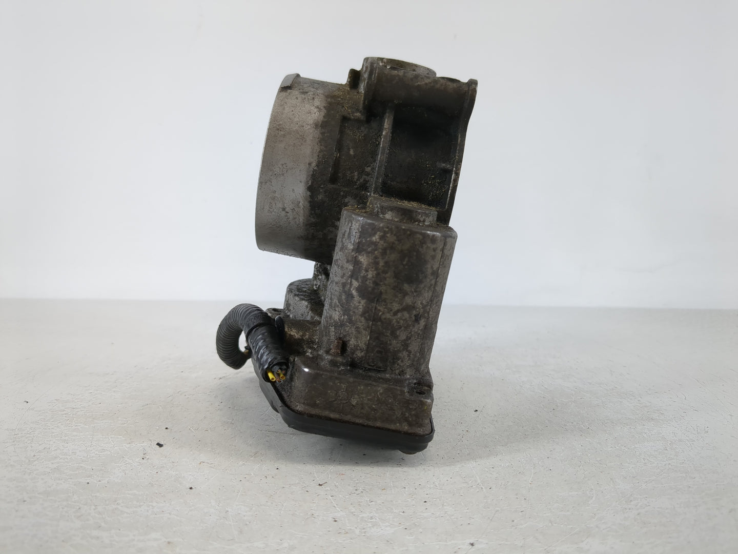 2015-2019 Ford Transit-250 Throttle Body P/N:AT4E-9F991-EL Fits Fits 2011 2012 2013 2014 2015 2016 2017 2018 2019 OEM Used A