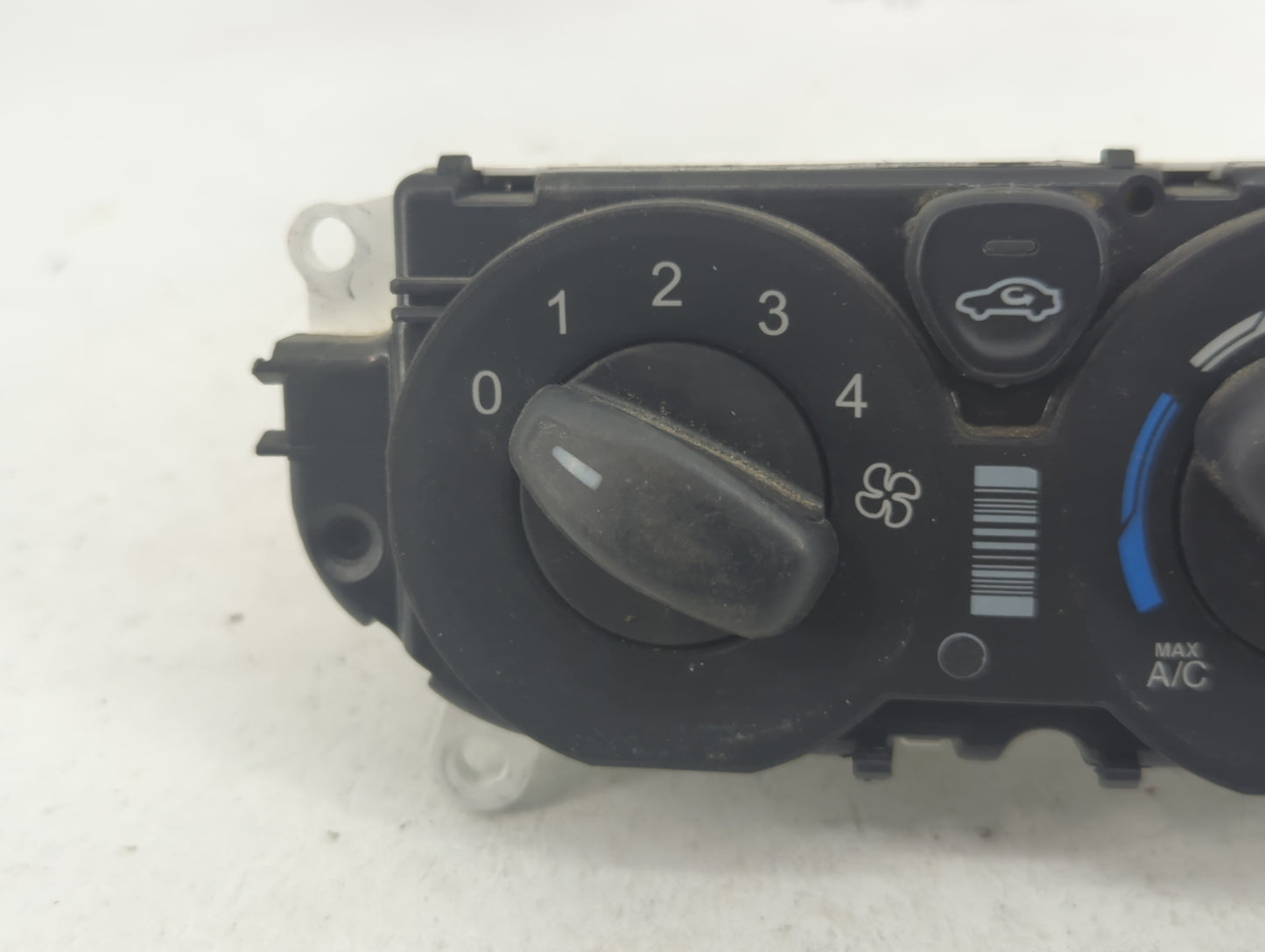 2015-2019 Ford Transit-250 Climate Control Module Temperature AC/Heater Replacement P/N:BM5T-18549 Fits OEM Used Auto Parts 