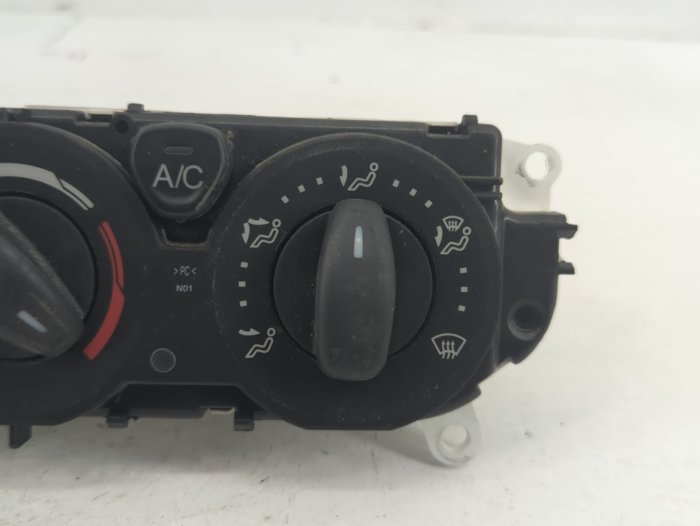 2015-2019 Ford Transit-250 Climate Control Module Temperature AC/Heater Replacement P/N:BM5T-18549 Fits OEM Used Auto Parts 