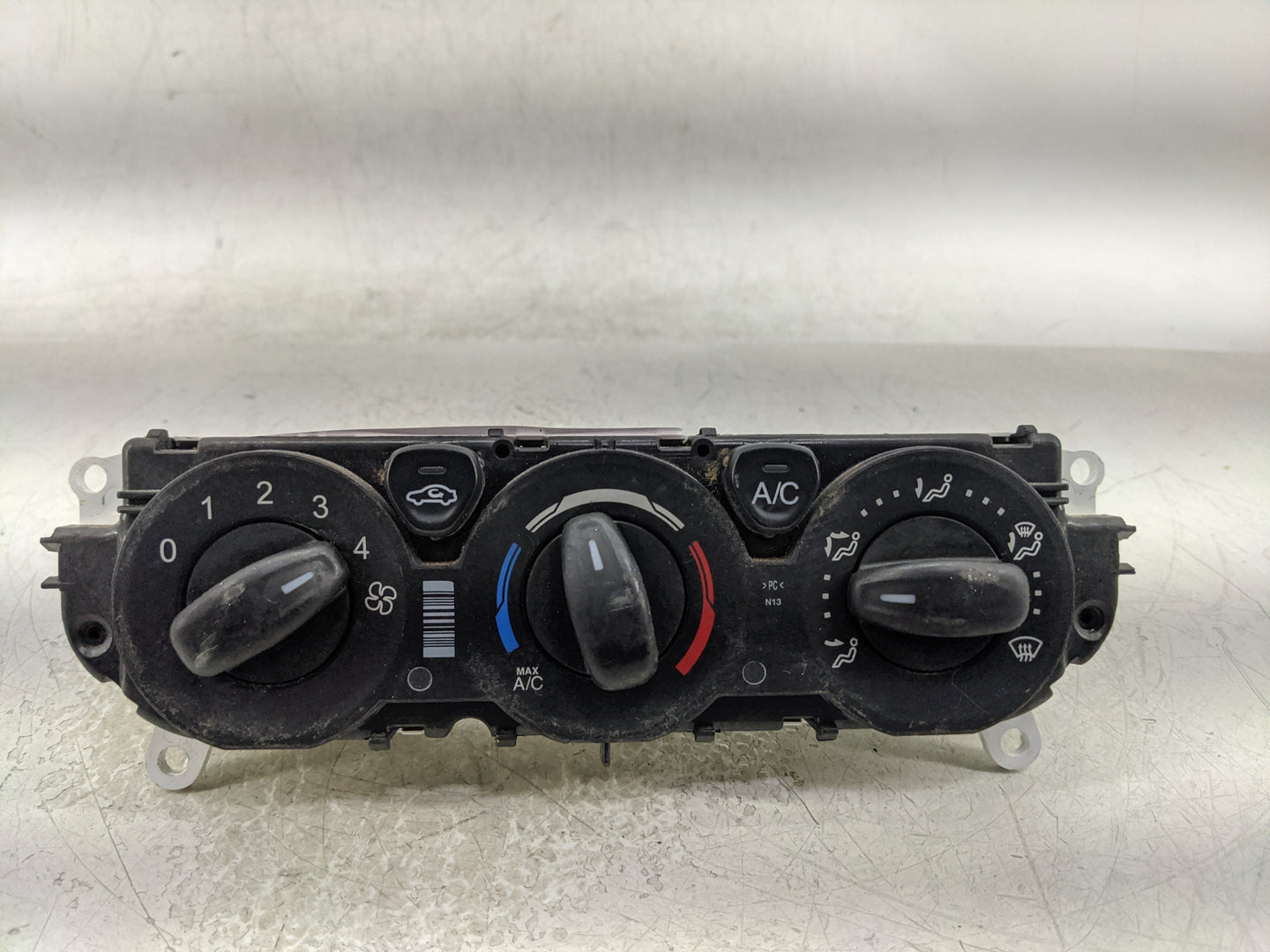 2015-2019 Ford Transit-250 Climate Control Module Temperature AC/Heater Replacement P/N:BK2T 19980 BK2T 18549 Fits OEM Used 