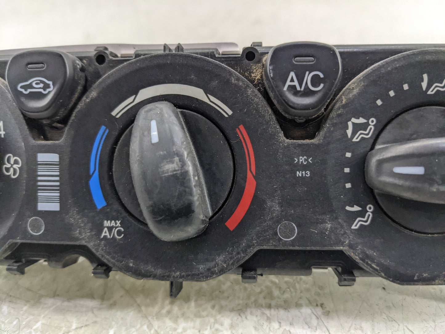 2015-2019 Ford Transit-250 Climate Control Module Temperature AC/Heater Replacement P/N:BK2T 19980 BK2T 18549 Fits OEM Used 
