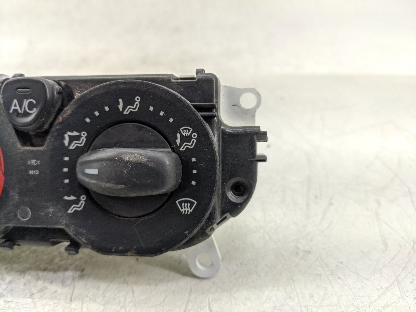 2015-2019 Ford Transit-250 Climate Control Module Temperature AC/Heater Replacement P/N:BK2T 19980 BK2T 18549 Fits OEM Used 