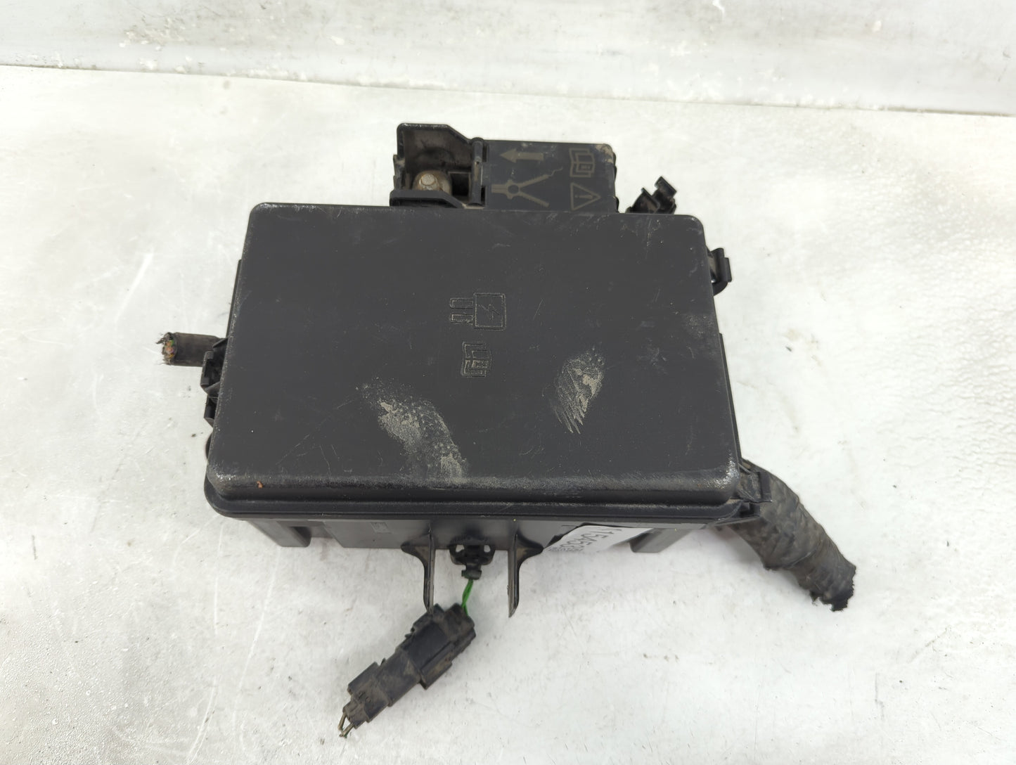 2017-2019 Ford Transit-250 Fusebox Fuse Box Panel Relay Module P/N:7171-3371-30 Fits Fits 2017 2018 2019 OEM Used Auto Parts