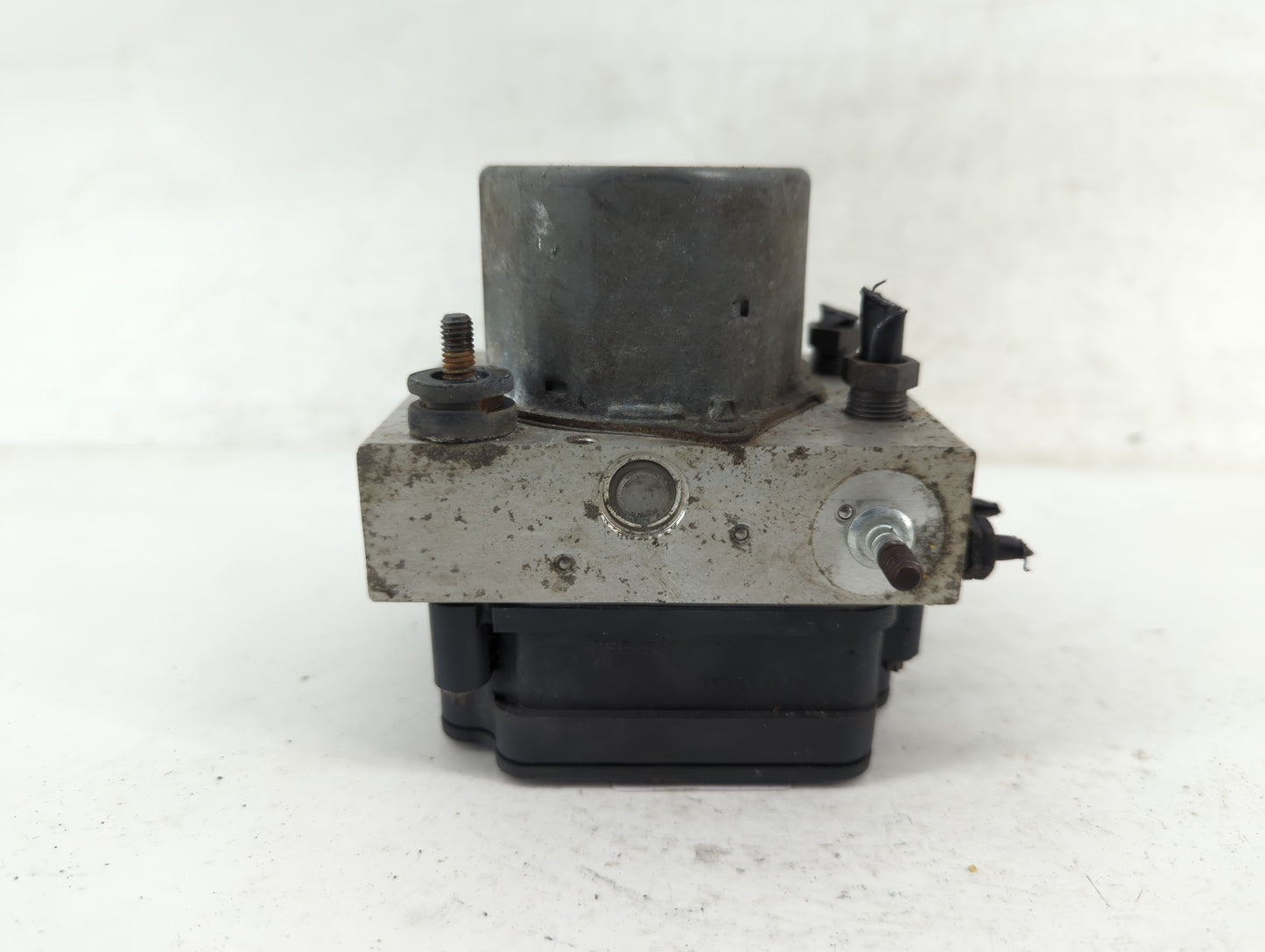 2015-2019 Ford Transit-250 ABS Pump Control Module Replacement Fits Fits 2015 2016 2017 2018 2019 OEM Used Auto Parts - Oemu