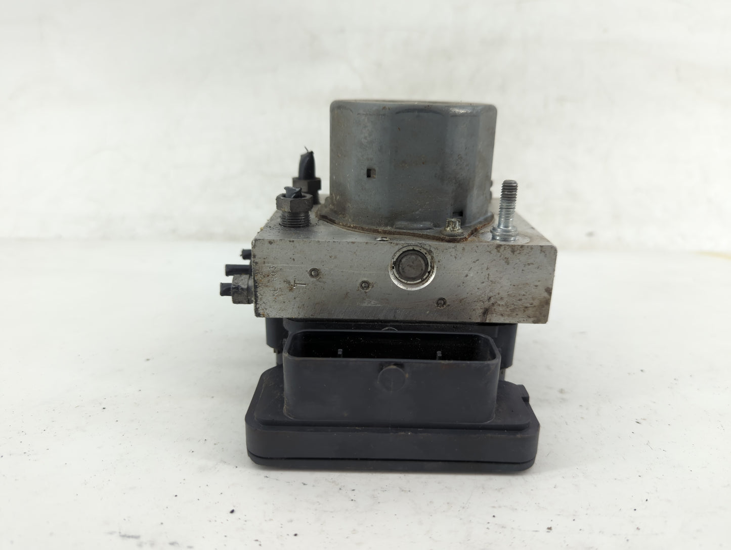 2015-2019 Ford Transit-250 ABS Pump Control Module Replacement Fits Fits 2015 2016 2017 2018 2019 OEM Used Auto Parts - Oemu