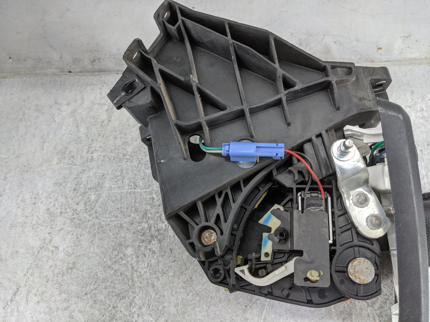 2018 Ford Transit-250 Floor Console Assembly Shifter - Oemusedautoparts1.com