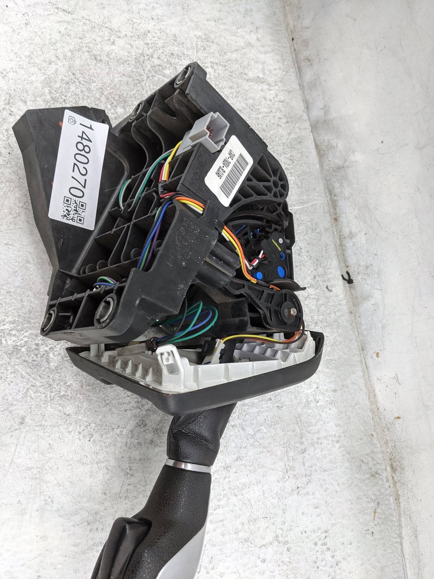 2018 Ford Transit-250 Floor Console Assembly Shifter - Oemusedautoparts1.com