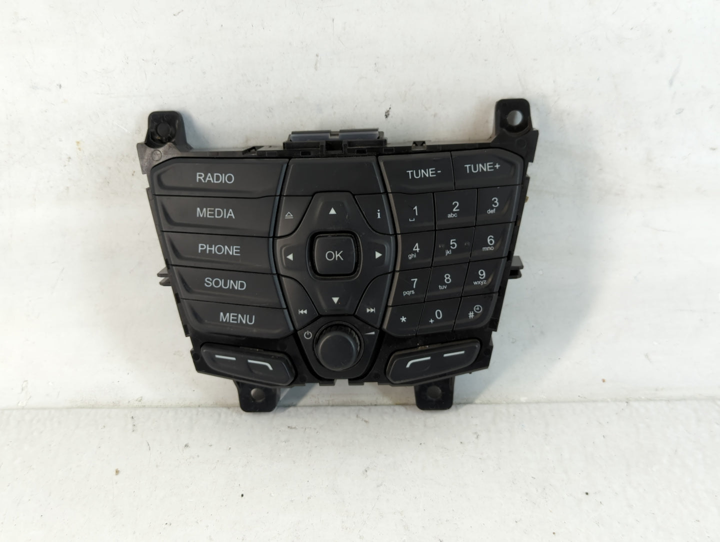 2016-2019 Ford Transit-350 Am Fm Cd Player Radio Receiver - Oemusedautoparts1.com