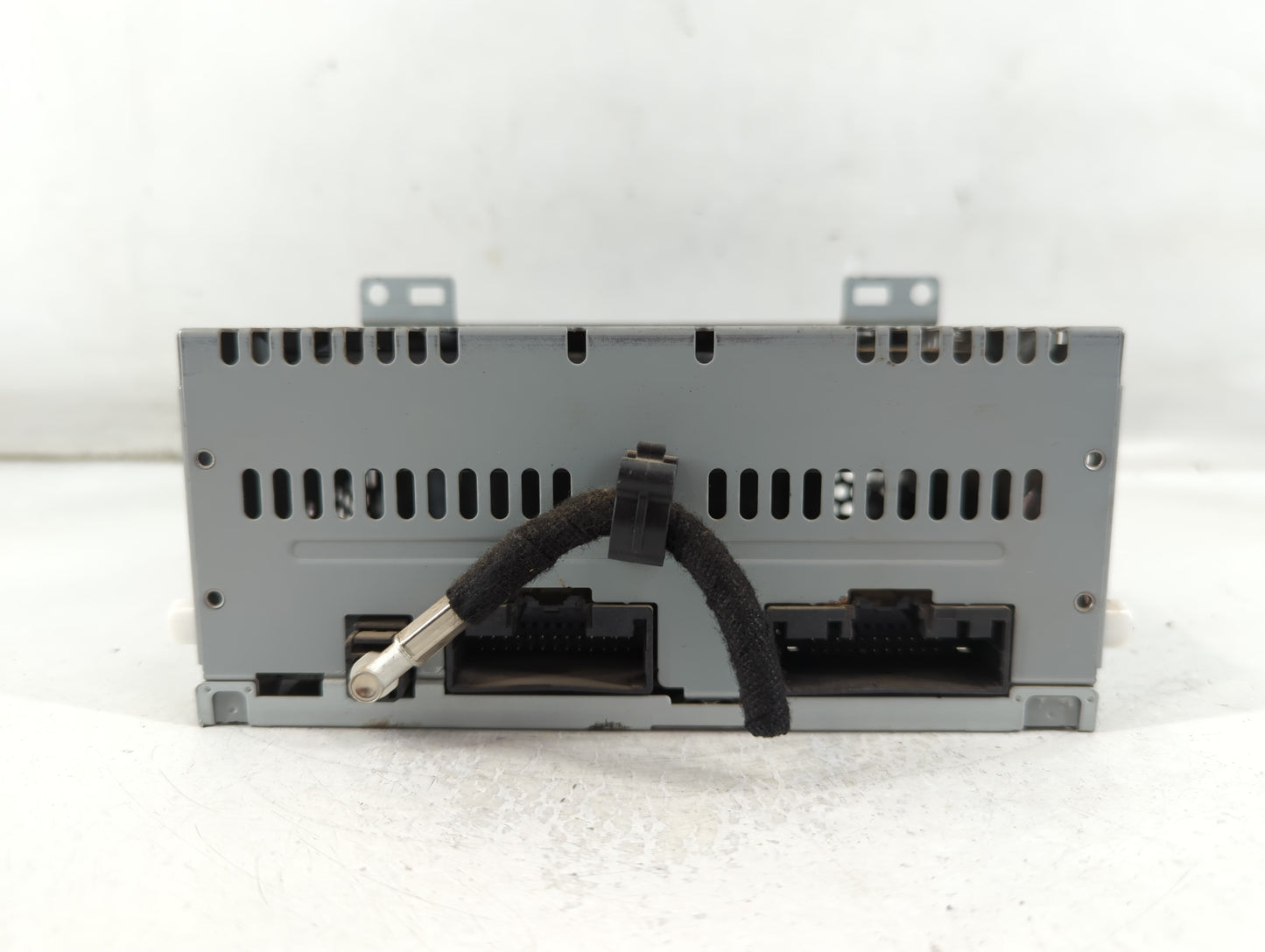 2017-2019 Ford Transit-350 Radio AM FM Cd Player Receiver Replacement Fits Fits 2017 2018 2019 OEM Used Auto Parts - Oemused