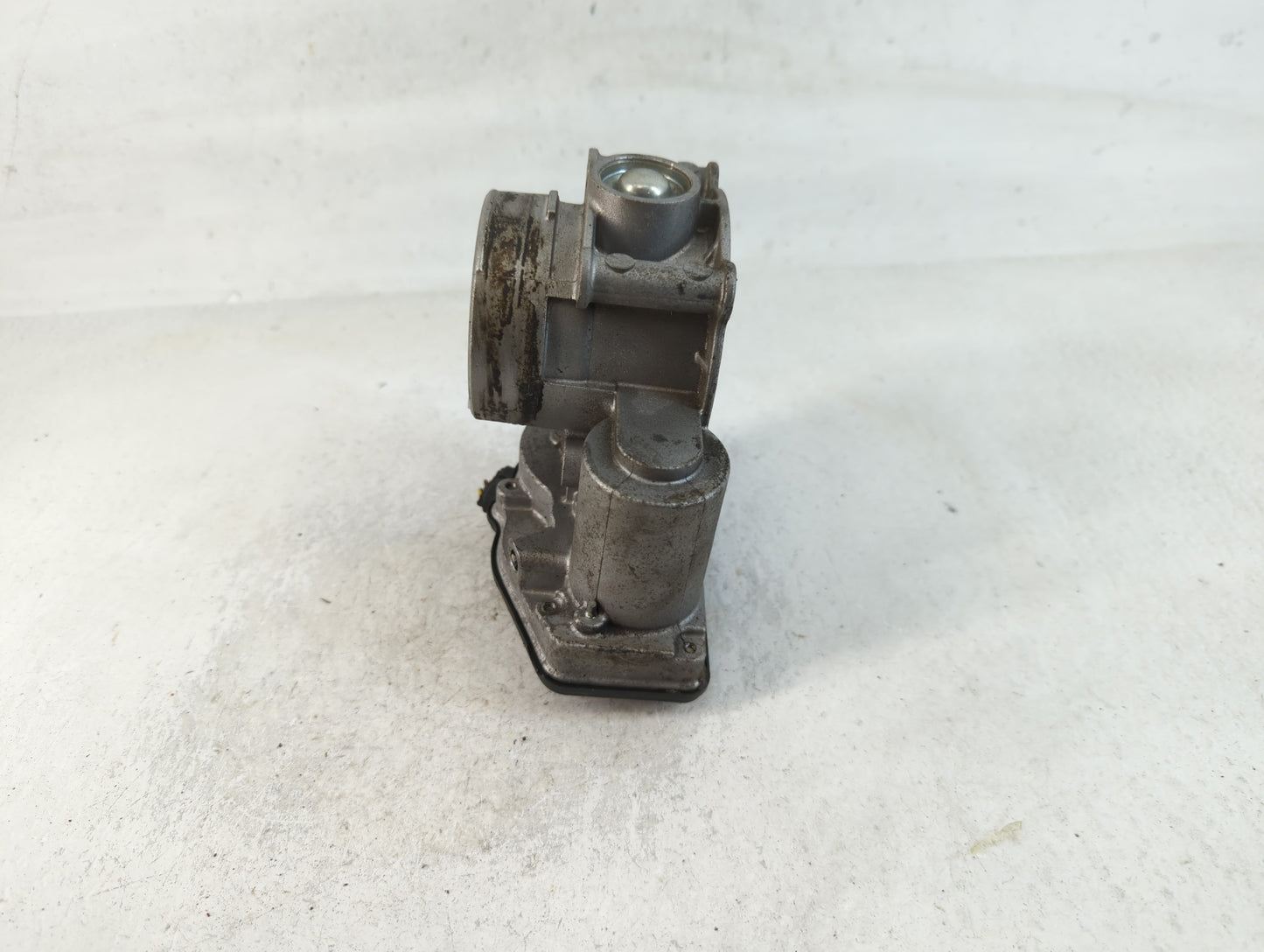 2014-2021 Ford Transit Throttle Body P/N:DS7E-9F991-AJ Fits Fits 2013 2014 2015 2016 2017 2018 2019 2020 2021 2022 OEM Used 