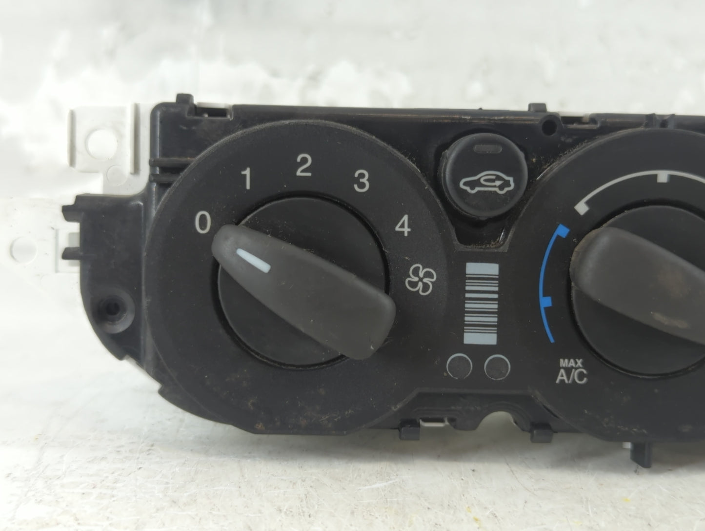 2018 Ford Transit Climate Control Module Temperature AC/Heater Replacement Fits OEM Used Auto Parts - Oemusedautoparts1.com