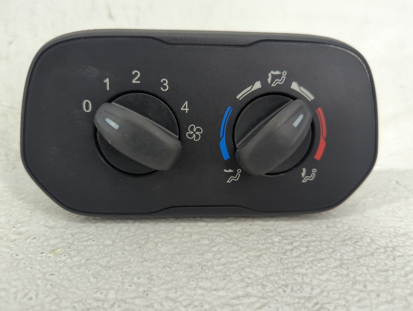 2018 Ford Transit 150 Climate Control Module Temperature AC/Heater Replacement P/N:BK2T19980 BK3T19980 Fits Fits 2016 2017 2