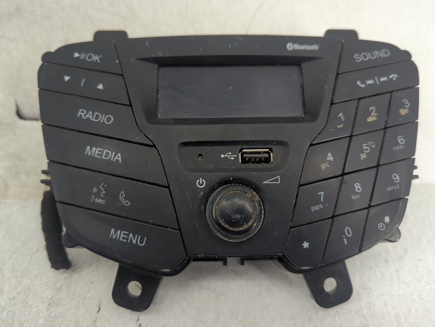 2018 Ford Transit 150 Radio AM FM Cd Player Receiver Replacement Fits Fits 2019 OEM Used Auto Parts - Oemusedautoparts1.com
