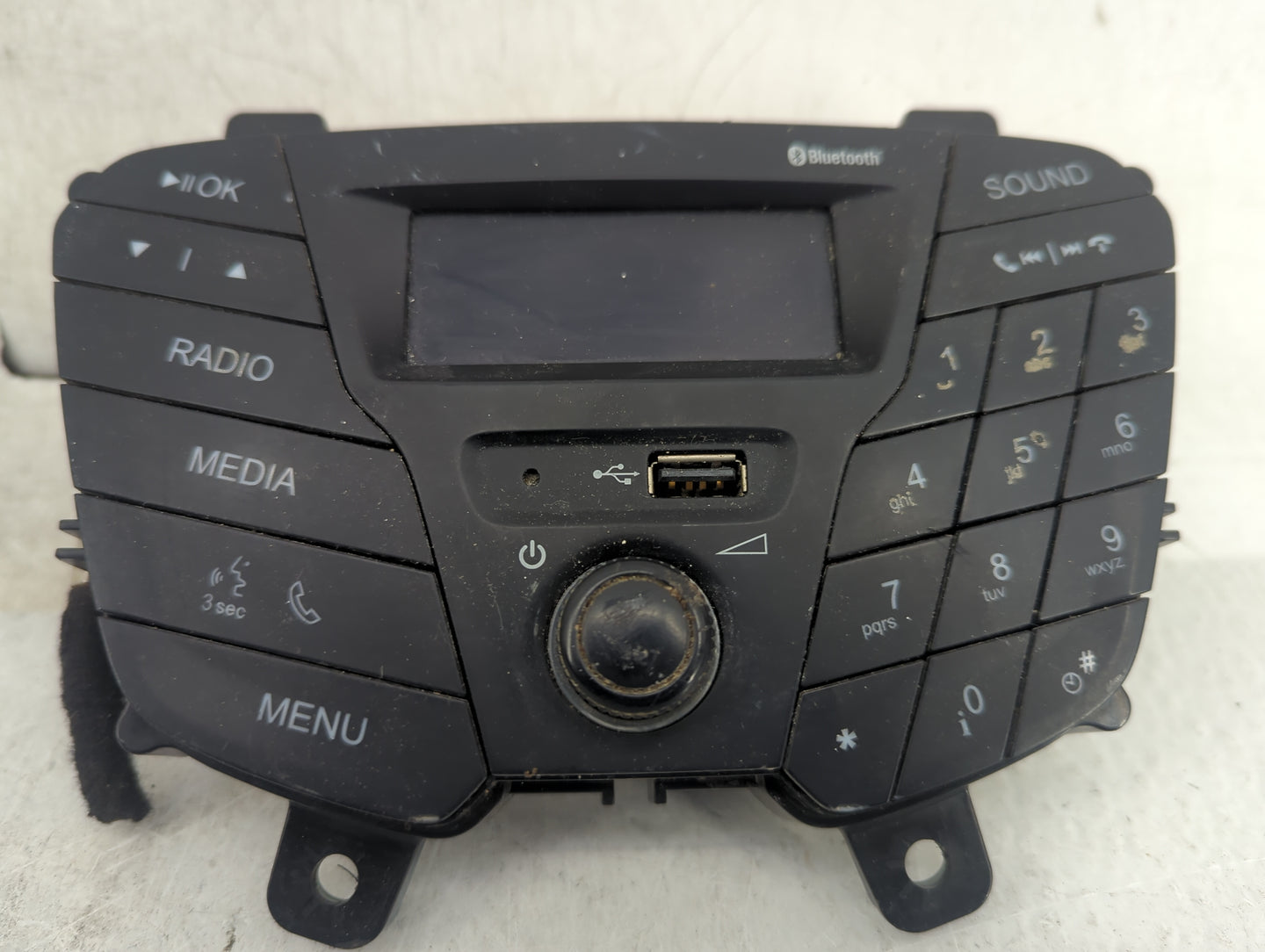 2018 Ford Transit 150 Radio AM FM Cd Player Receiver Replacement Fits Fits 2019 OEM Used Auto Parts - Oemusedautoparts1.com