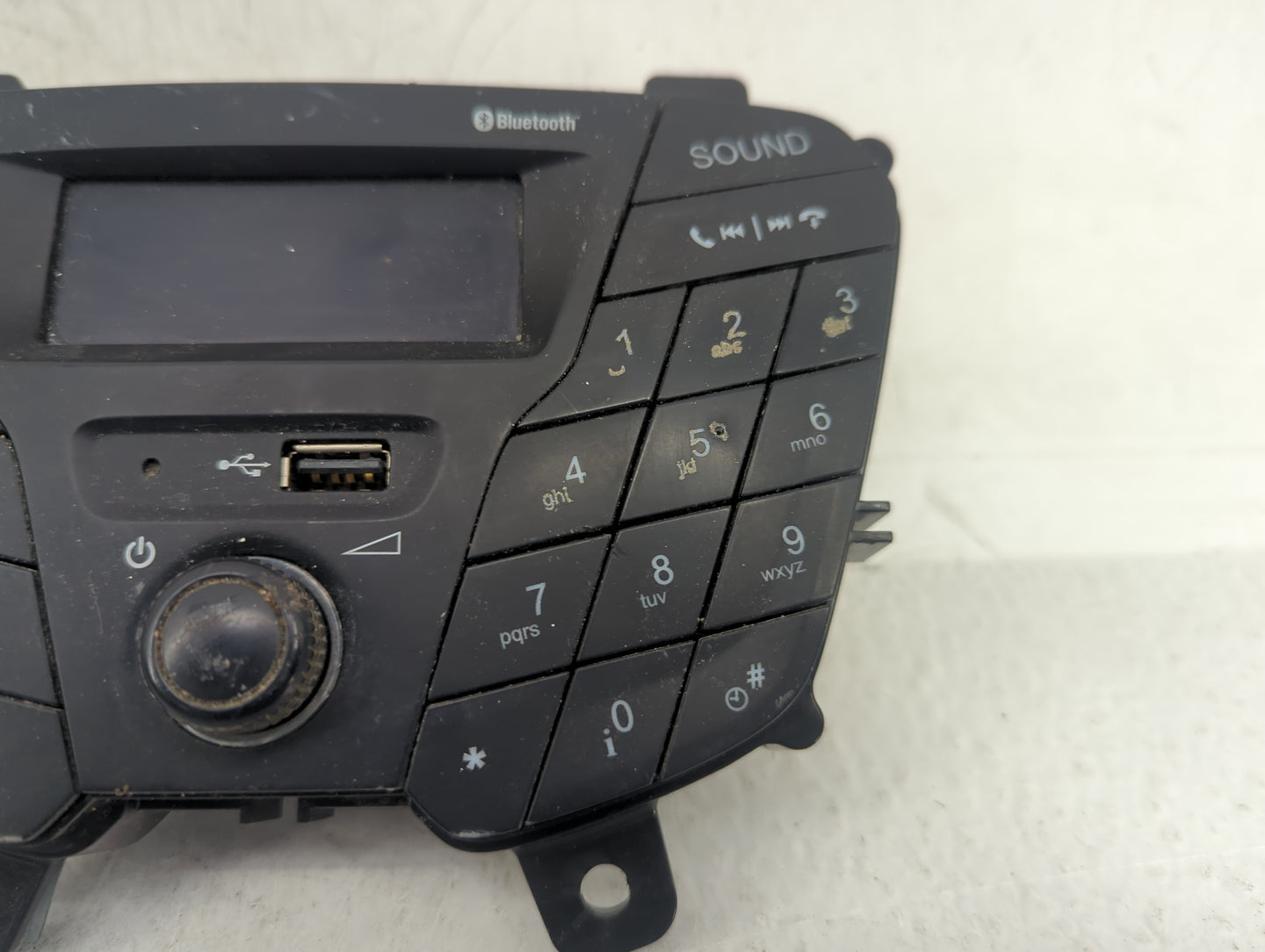 2018 Ford Transit 150 Radio AM FM Cd Player Receiver Replacement Fits Fits 2019 OEM Used Auto Parts - Oemusedautoparts1.com